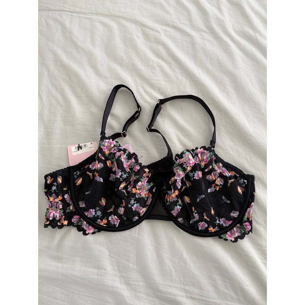 Savage X Fenty‎ Floral Lace Bra 40D Black Embroidered Underwire NWT Sexy Luxe